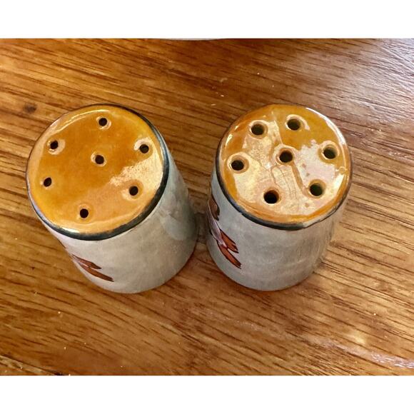 Salt Pepper Shakers Japan Small Floral Hand Painted Porcelain Vintage Blue READ - Picture 6 of 7